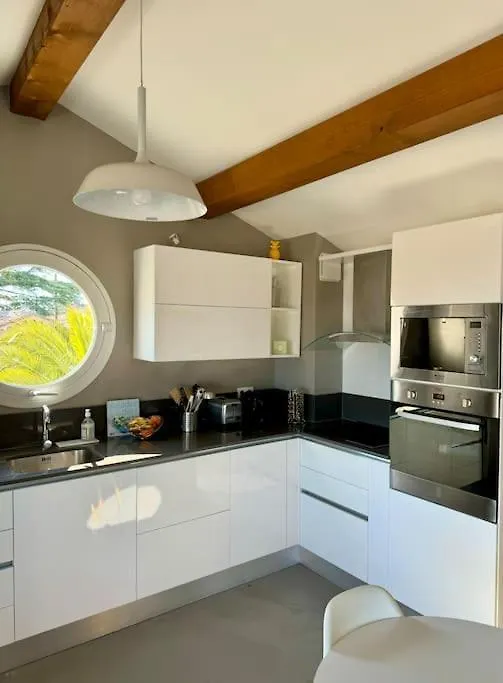 Villa Provencale Avec Vue Mer, Proche Centre Ville Et Plages. Saint-Raphael  Saint-Raphael (Var)