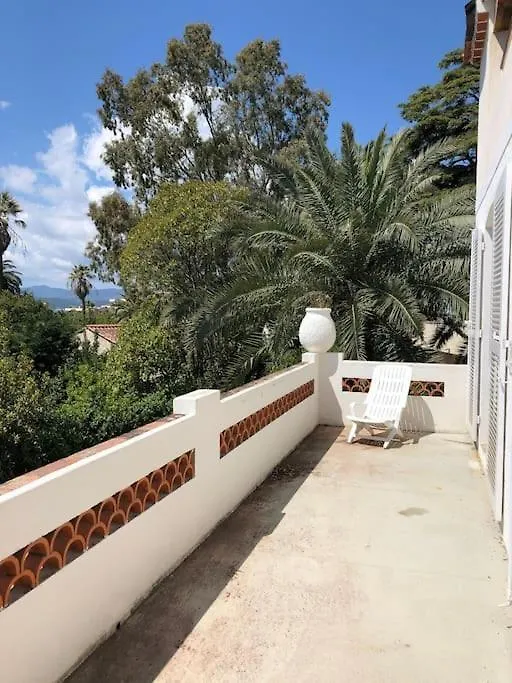 Villa Provencale Avec Vue Mer, Proche Centre Ville Et Plages. Saint-Raphael