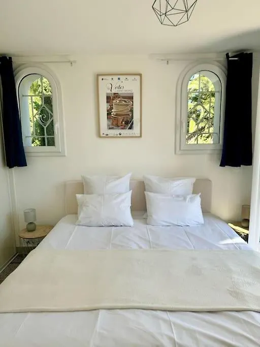 Villa Provencale Avec Vue Mer, Proche Centre Ville Et Plages. Saint-Raphael  France