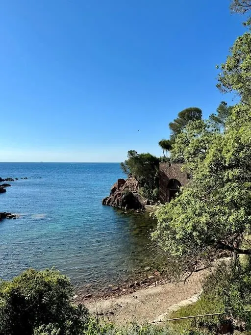 Villa Provencale Avec Vue Mer, Proche Centre Ville Et Plages. Saint-Raphael